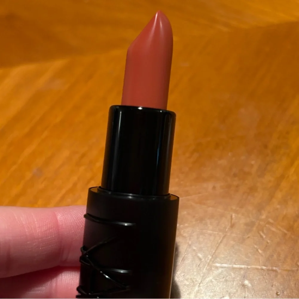 NARS Explicit Lipstick Temptation